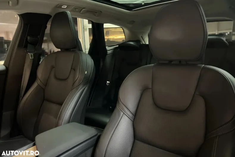 Volvo XC60 din 2025 cu 17.000 km - oferta VOL168967 - foto 16