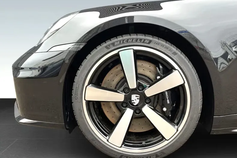 Porsche 911 din 2025 cu 9.000 km - oferta POR168970 - foto 7