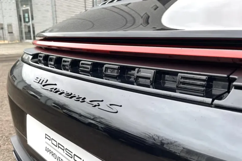 Porsche 911 din 2025 cu 9.000 km - oferta POR168970 - foto 17