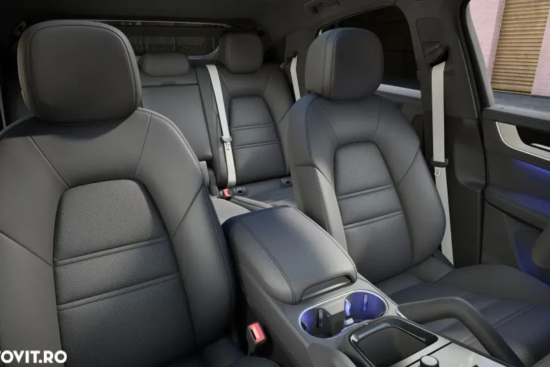 Porsche Cayenne Coupe din 2025 cu 3.200 km - oferta POR168972 - foto 5