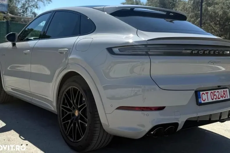 Porsche Cayenne Coupe din 2025 cu 13 km - oferta POR168973 - foto 12