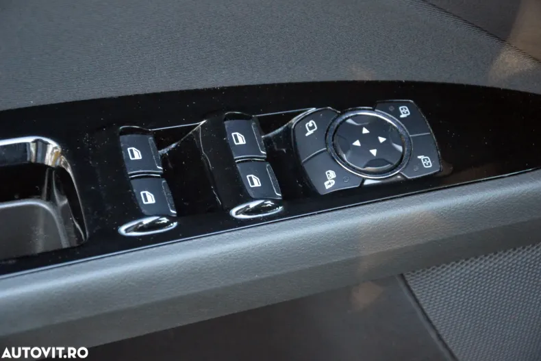 Ford Mondeo din 2021 cu 164.804 km - oferta FOR168989 - foto 30