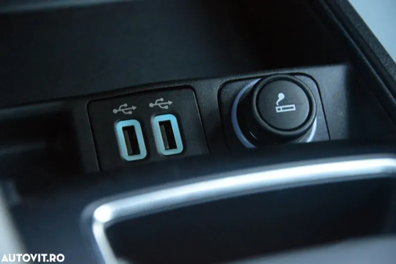 Ford Mondeo din 2021 cu 164.804 km - oferta FOR168989 - foto 37