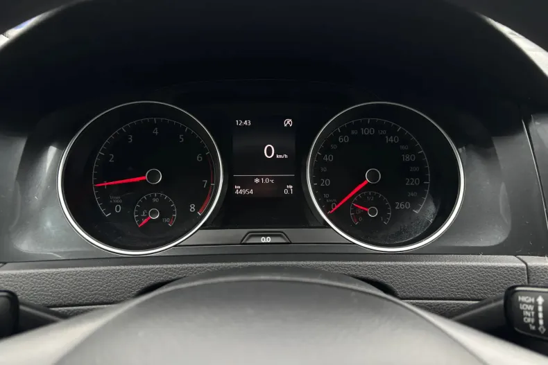 Volkswagen Golf din 2020 cu 44.900 km - oferta VOL168995 - foto 12