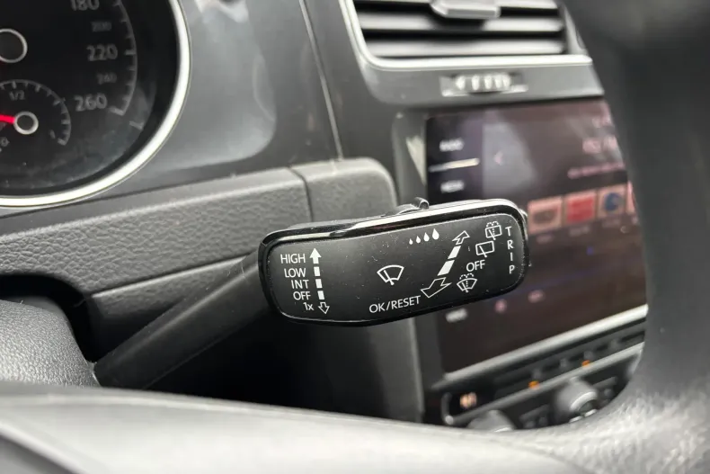 Volkswagen Golf din 2020 cu 44.900 km - oferta VOL168995 - foto 14