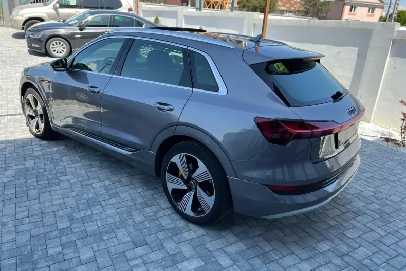 Audi e-tron din 2020 cu 107.000 km - oferta AUD169000 - foto 9