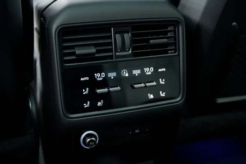 Porsche Cayenne din 2024 cu 12.797 km - oferta POR169014 - foto 30