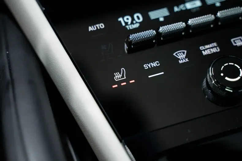 Porsche Cayenne din 2024 cu 12.797 km - oferta POR169014 - foto 47