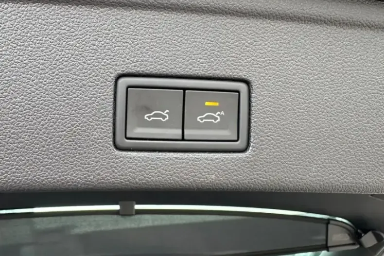 Volkswagen Touareg din 2024 cu 48.900 km - oferta VOL169023 - foto 14