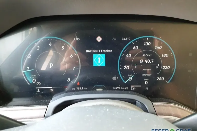 Volkswagen Touareg din 2024 cu 13.650 km - oferta VOL169028 - foto 8