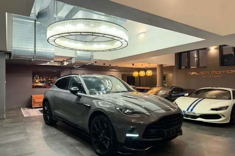 Aston Martin DBX din 2025 cu 18.000 km - oferta AST169032 - foto 1