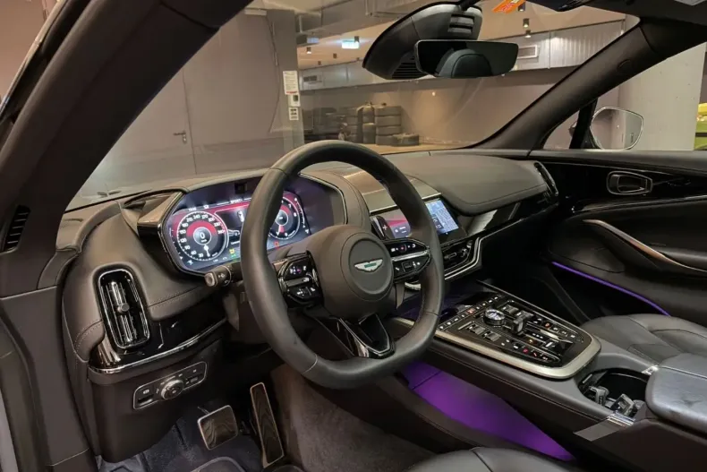 Aston Martin DBX din 2025 cu 18.000 km - oferta AST169032 - foto 16