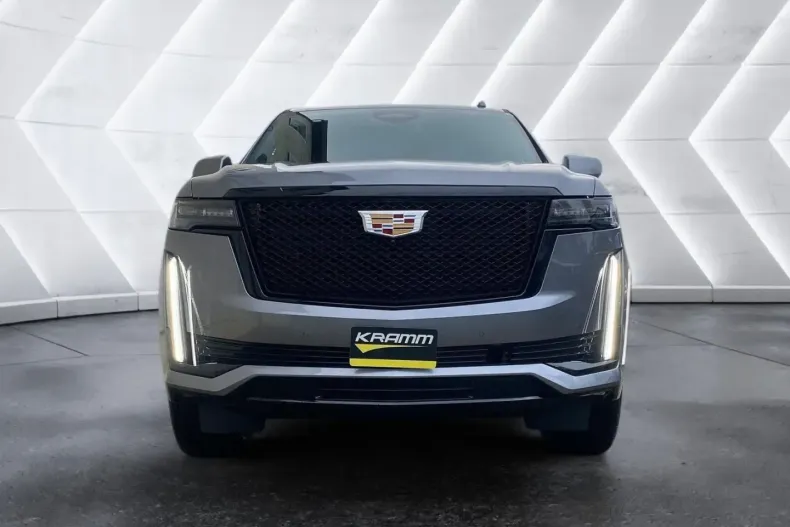 Cadillac Escalade din 2023 cu 37.182 km - oferta CAD169033 - foto 3