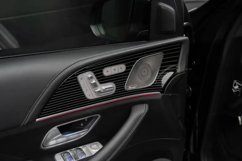 Mercedes-Benz GLS 600 din 2023 cu 38.000 km - oferta MER169037 - foto 10