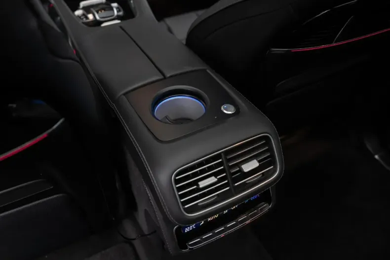 Mercedes-Benz GLS 600 din 2023 cu 38.000 km - oferta MER169037 - foto 17