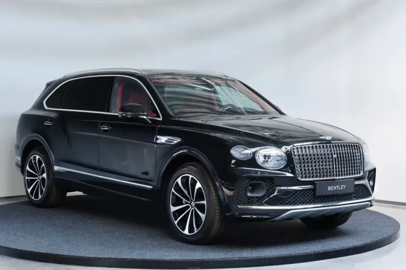 Bentley Bentayga din 2025 cu 8.600 km - oferta BEN169043 - foto 7