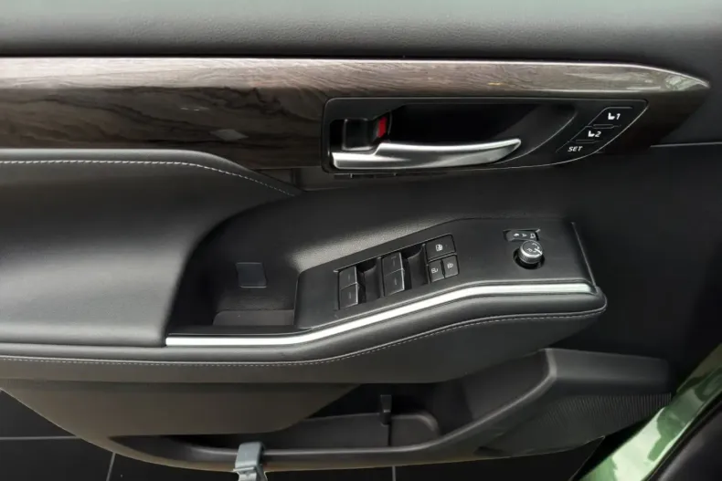 Toyota Highlander din 2024 cu 33.510 km - oferta TOY169057 - foto 12