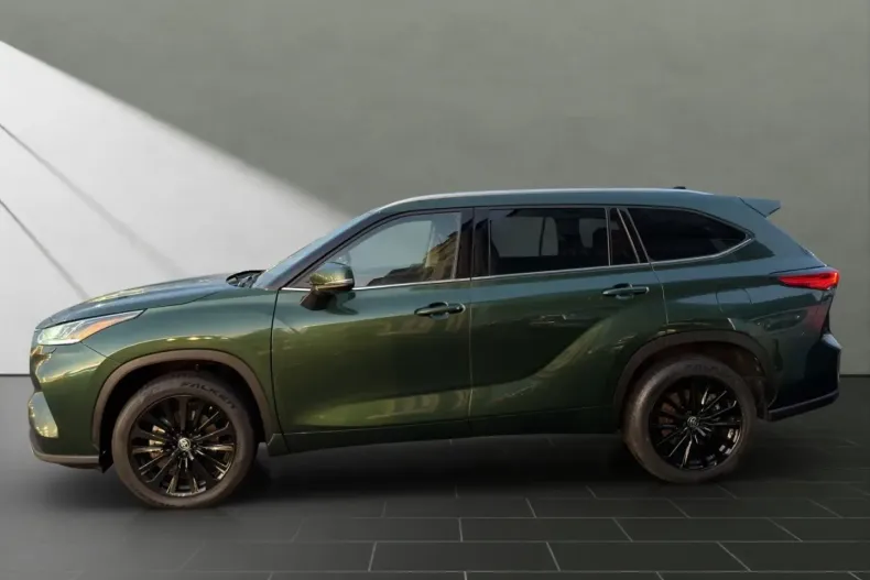 Toyota Highlander din 2024 cu 33.555 km - oferta TOY169059 - foto 2