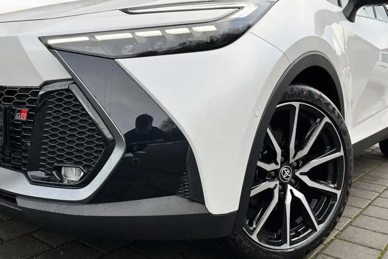 Toyota C-HR din 2023 cu 7.885 km - oferta TOY169060 - foto 7