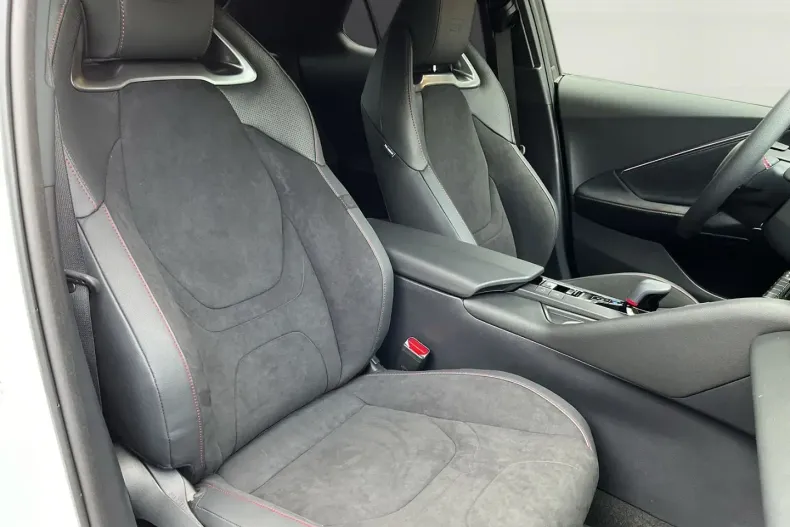 Toyota C-HR din 2023 cu 7.885 km - oferta TOY169060 - foto 13