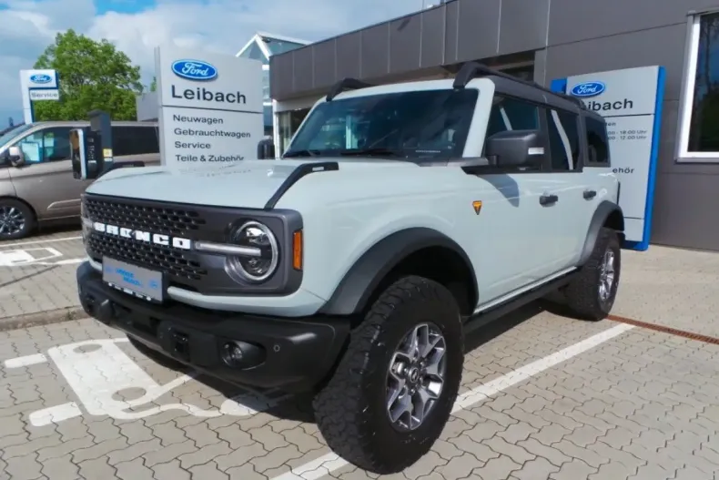 Ford Bronco din 2023 cu 5.186 km - oferta FOR169061 - foto 3