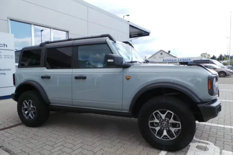 Ford Bronco din 2023 cu 5.186 km - oferta FOR169061 - foto 9