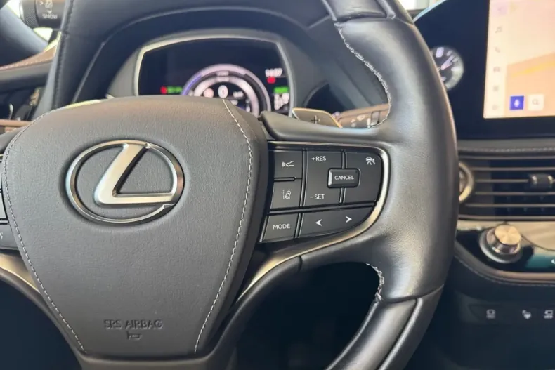 Lexus LS 500 din 2023 cu 12.898 km - oferta LEX169065 - foto 26