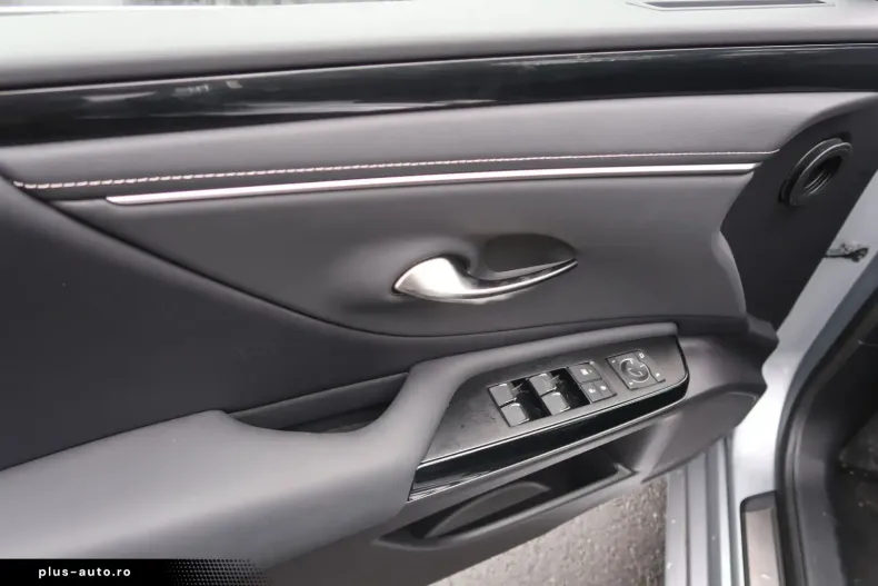 Lexus ES 300 din 2023 cu 7.532 km - oferta LEX169070 - foto 3