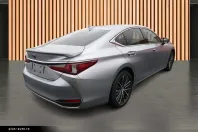 Lexus ES 300 din 2023 cu 7.532 km - oferta LEX169070 - foto 8