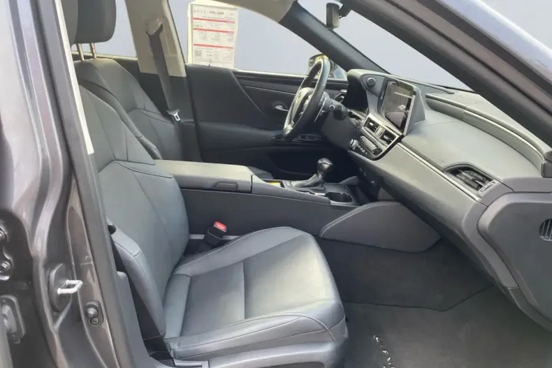 Lexus ES 300 din 2024 cu 17.171 km - oferta LEX169072 - foto 21