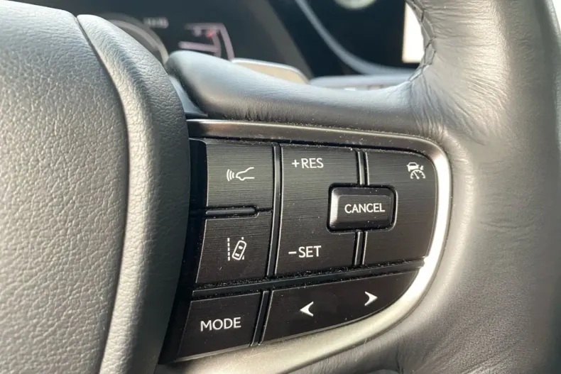 Lexus ES 300 din 2024 cu 17.171 km - oferta LEX169072 - foto 26