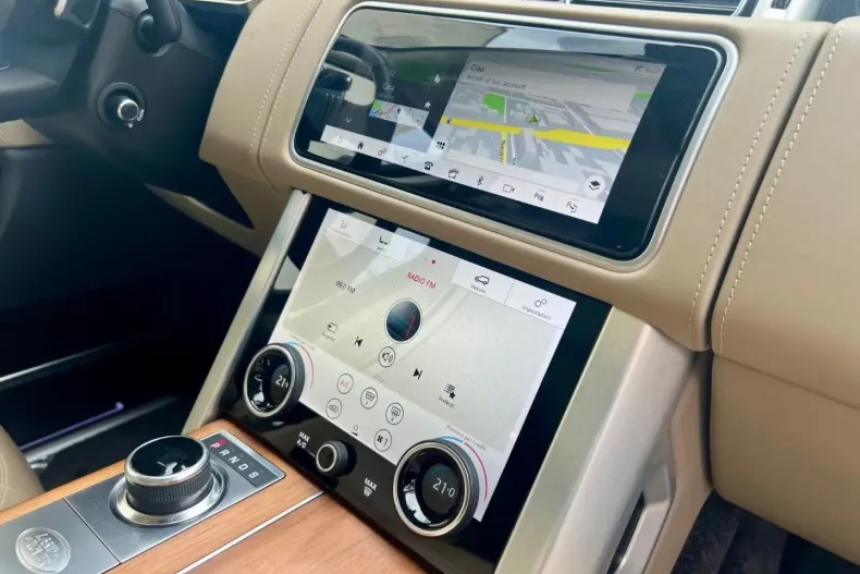 Land Rover Range Rover din 2022 cu 67.981 km - oferta LAN169073 - foto 19