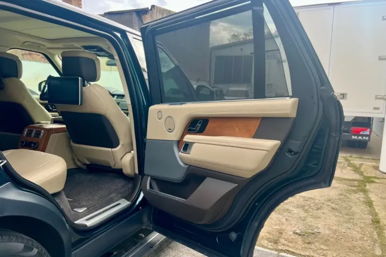 Land Rover Range Rover din 2022 cu 67.981 km - oferta LAN169073 - foto 33