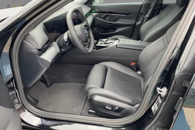 BMW 520 din 2024 cu 38.465 km - oferta BMW169080 - foto 5