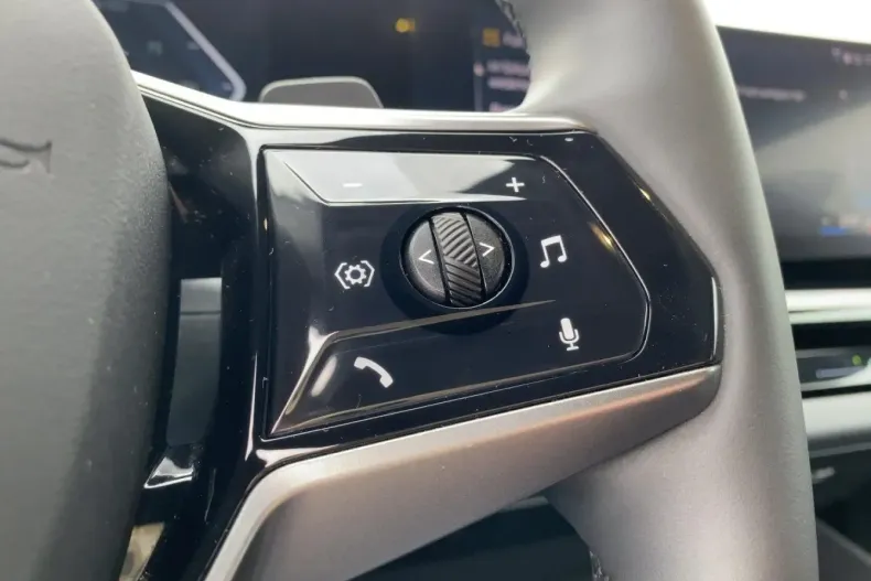 BMW 520 din 2024 cu 38.465 km - oferta BMW169080 - foto 10