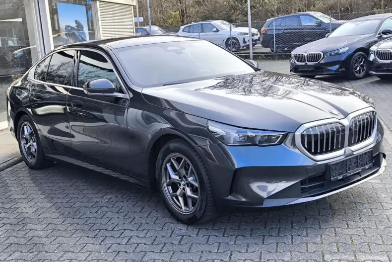 BMW 520 din 2024 cu 38.700 km - oferta BMW169081 - foto 2