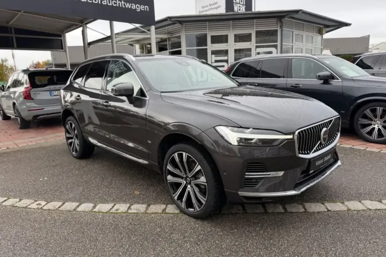 Volvo XC60 din 2022 cu 61.800 km - oferta VOL169083 - foto 2