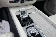 Volvo XC60 din 2022 cu 61.800 km - oferta VOL169083 - foto 13