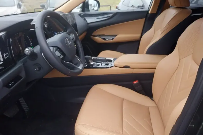 Lexus NX 450h din 2025 cu 9.900 km - oferta LEX169088 - foto 14