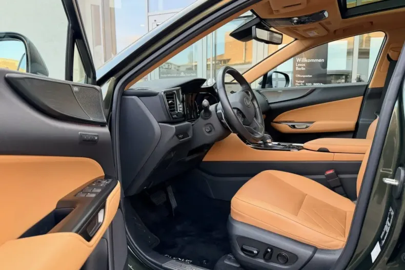 Lexus NX 350h din 2023 cu 43.908 km - oferta LEX169090 - foto 5