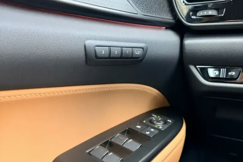 Lexus NX 350h din 2023 cu 43.908 km - oferta LEX169090 - foto 12