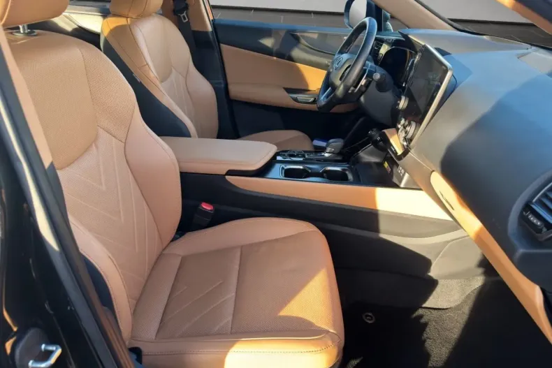 Lexus NX 350h din 2023 cu 19.600 km - oferta LEX169092 - foto 18