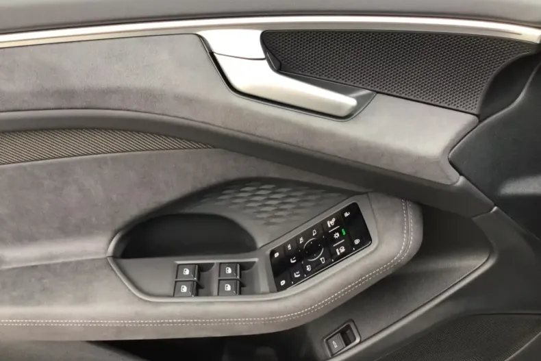 Audi A6 din 2025 cu 10 km - oferta AUD169094 - foto 15