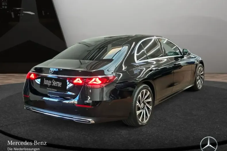 Mercedes-Benz E 300 din 2024 cu 19.386 km - oferta MER169102 - foto 8