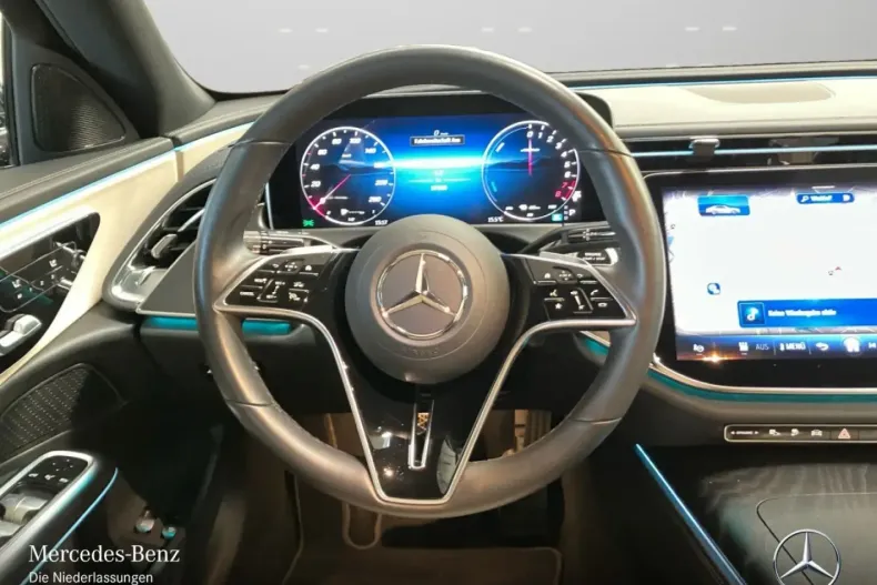 Mercedes-Benz E 300 din 2024 cu 19.386 km - oferta MER169102 - foto 14