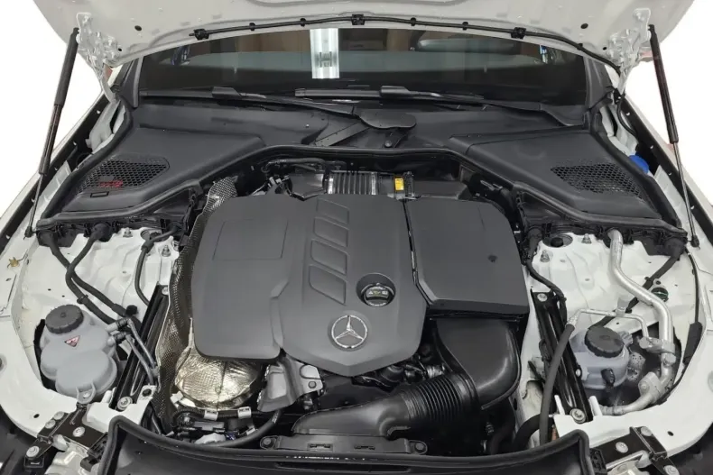 Mercedes-Benz E 220 din 2024 cu 18.656 km - oferta MER169103 - foto 7