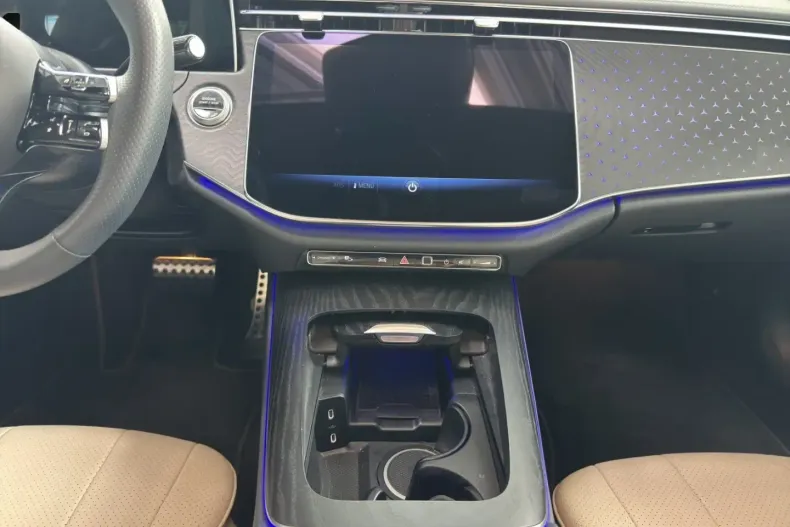 Mercedes-Benz E 200 din 2025 cu 19.500 km - oferta MER169105 - foto 9