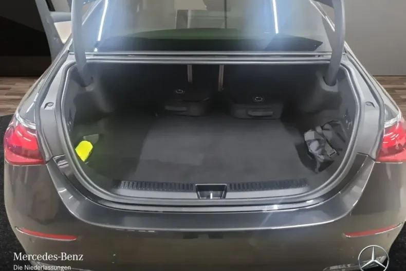 Mercedes-Benz E 300 din 2024 cu 18.850 km - oferta MER169106 - foto 21