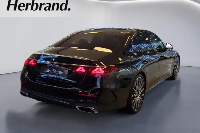 Mercedes-Benz E 220 din 2024 cu 13.286 km - oferta MER169107 - foto 3