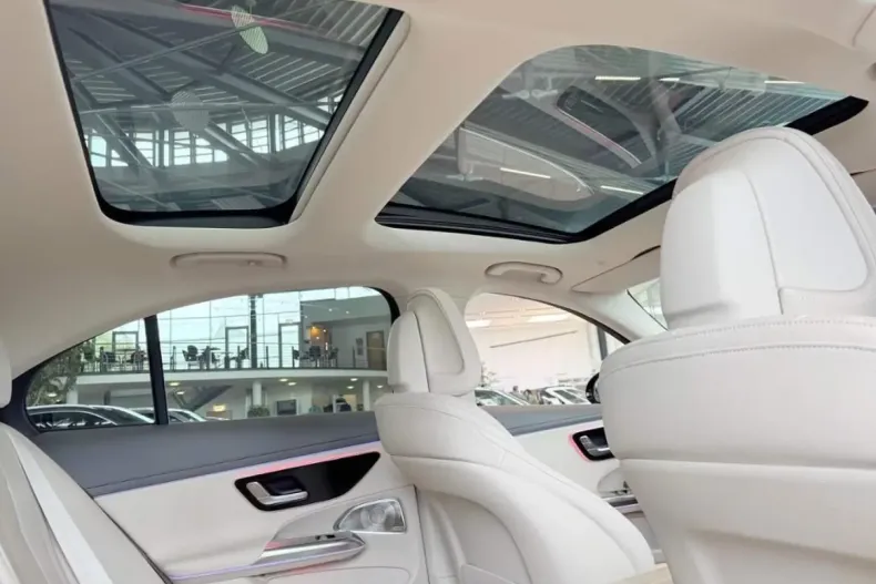 Mercedes-Benz E 300 din 2024 cu 34.700 km - oferta MER169108 - foto 6